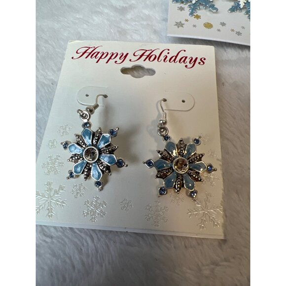 Lot Snowflake Jewelry Pin 2 PRS Earrings Snow Winter Christmas Holiday NEW - Picture 5 of 6